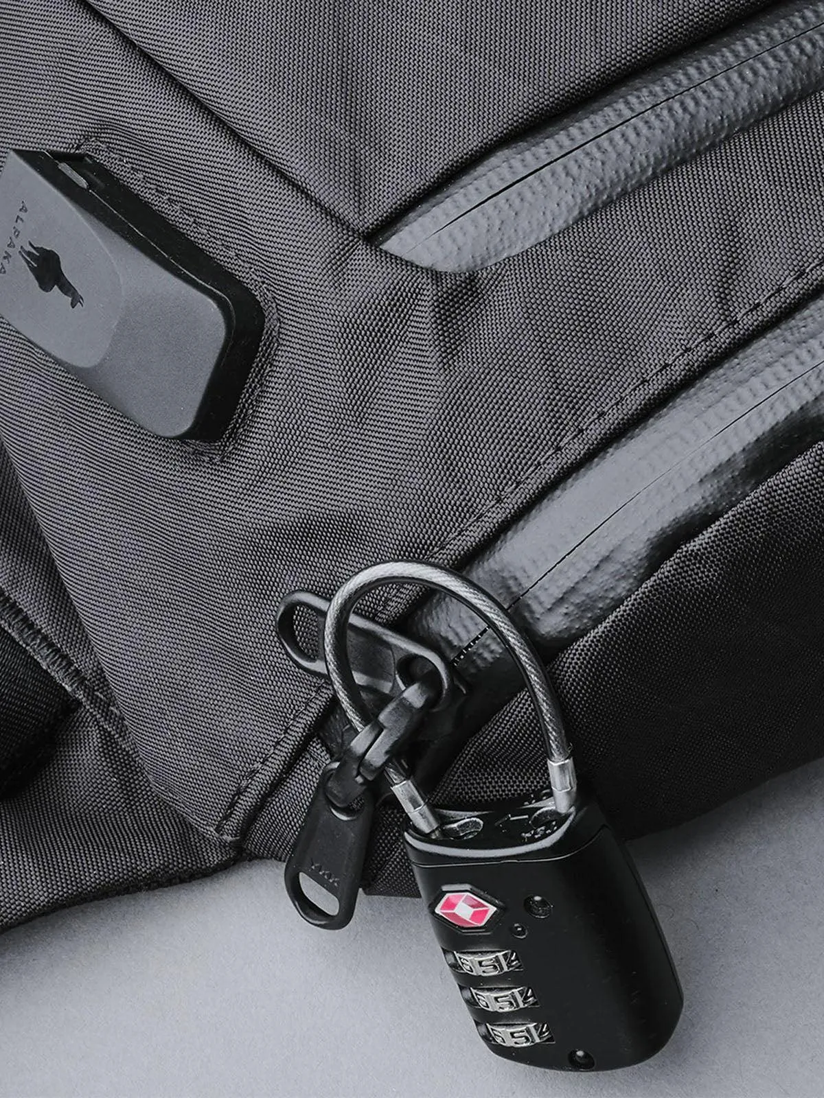 Alpaka Bravo X Sling Limited Edition Black VX42