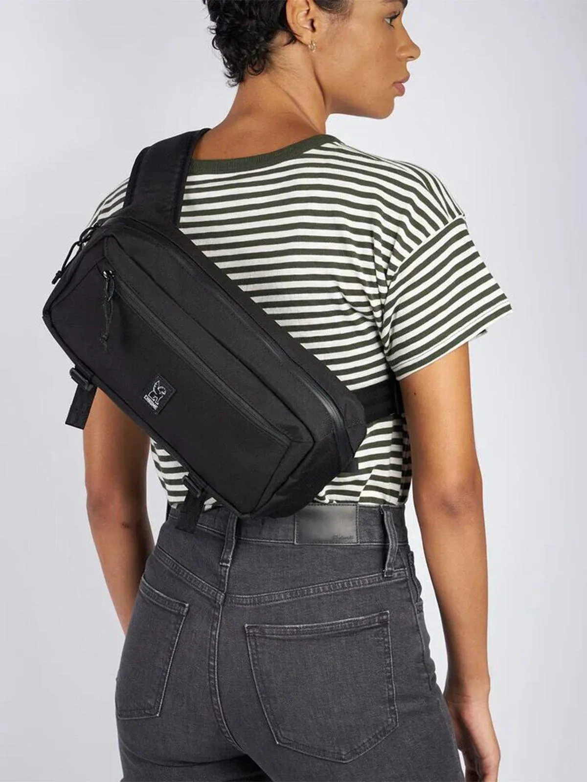 Chrome Industries Mini Kadet BLCKCHRM 22X Sling Bag