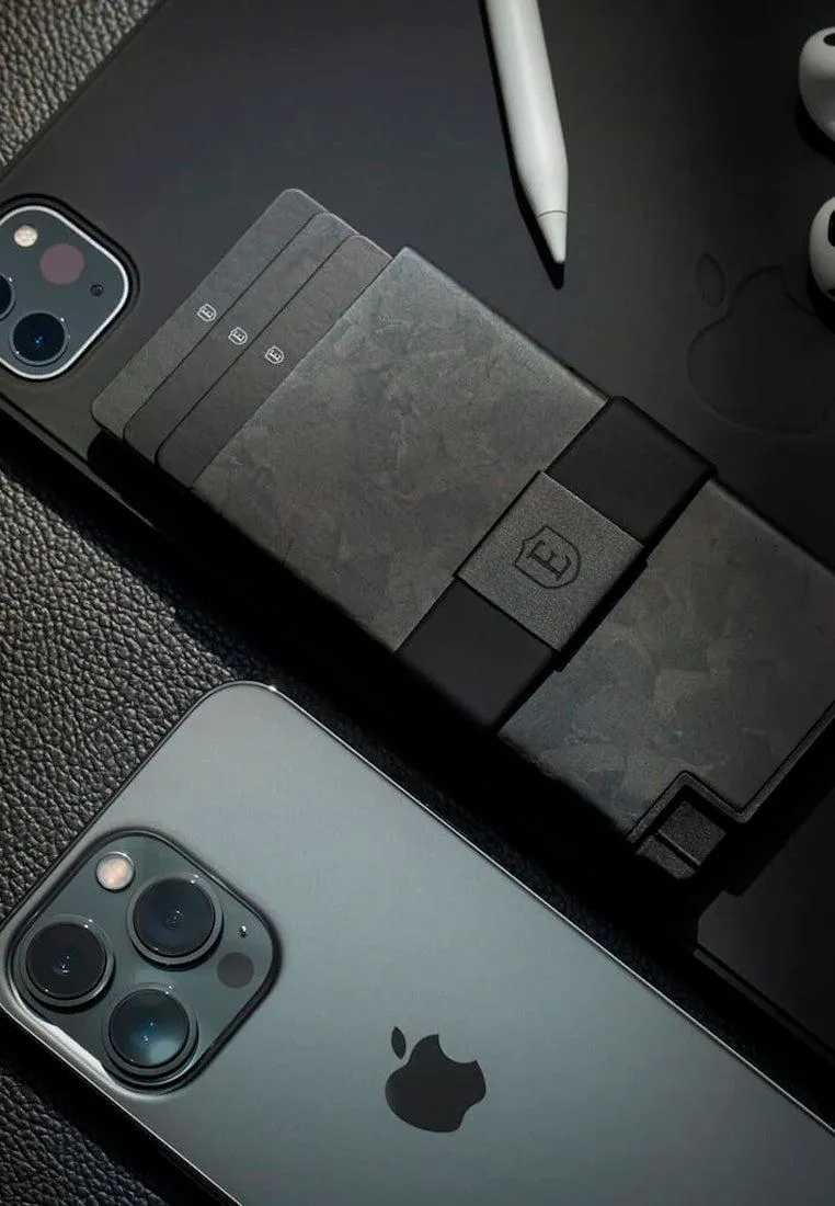 Ekster Cardholder Carbon