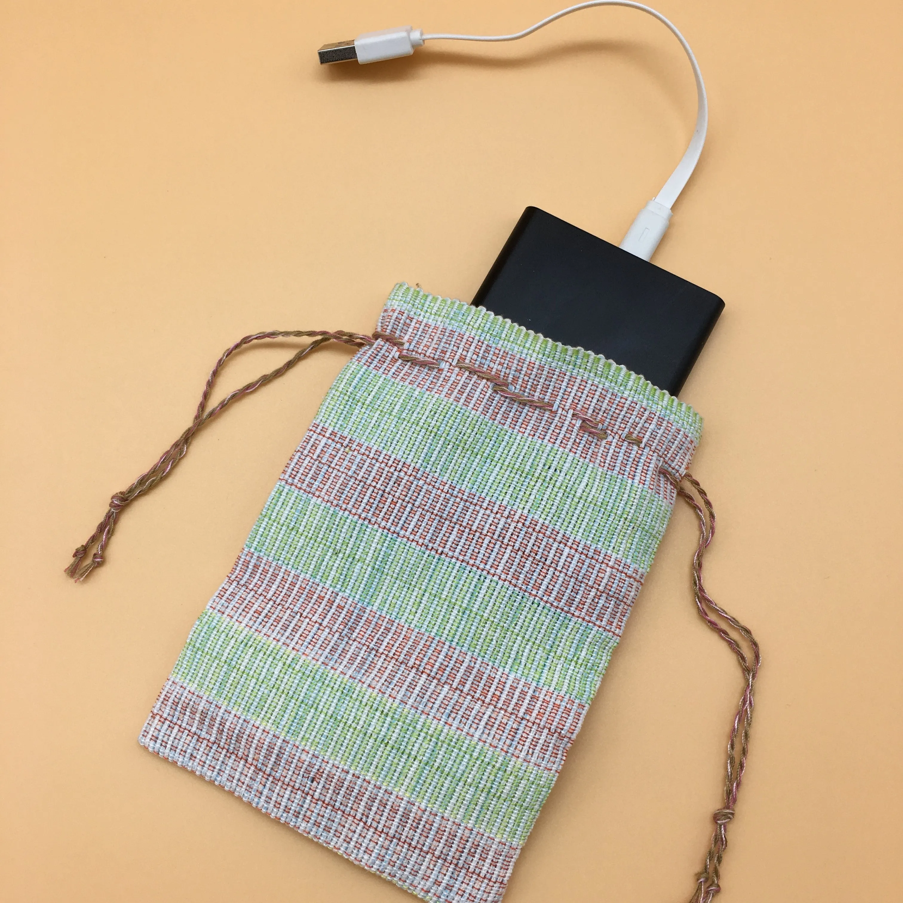 Inabel pouch