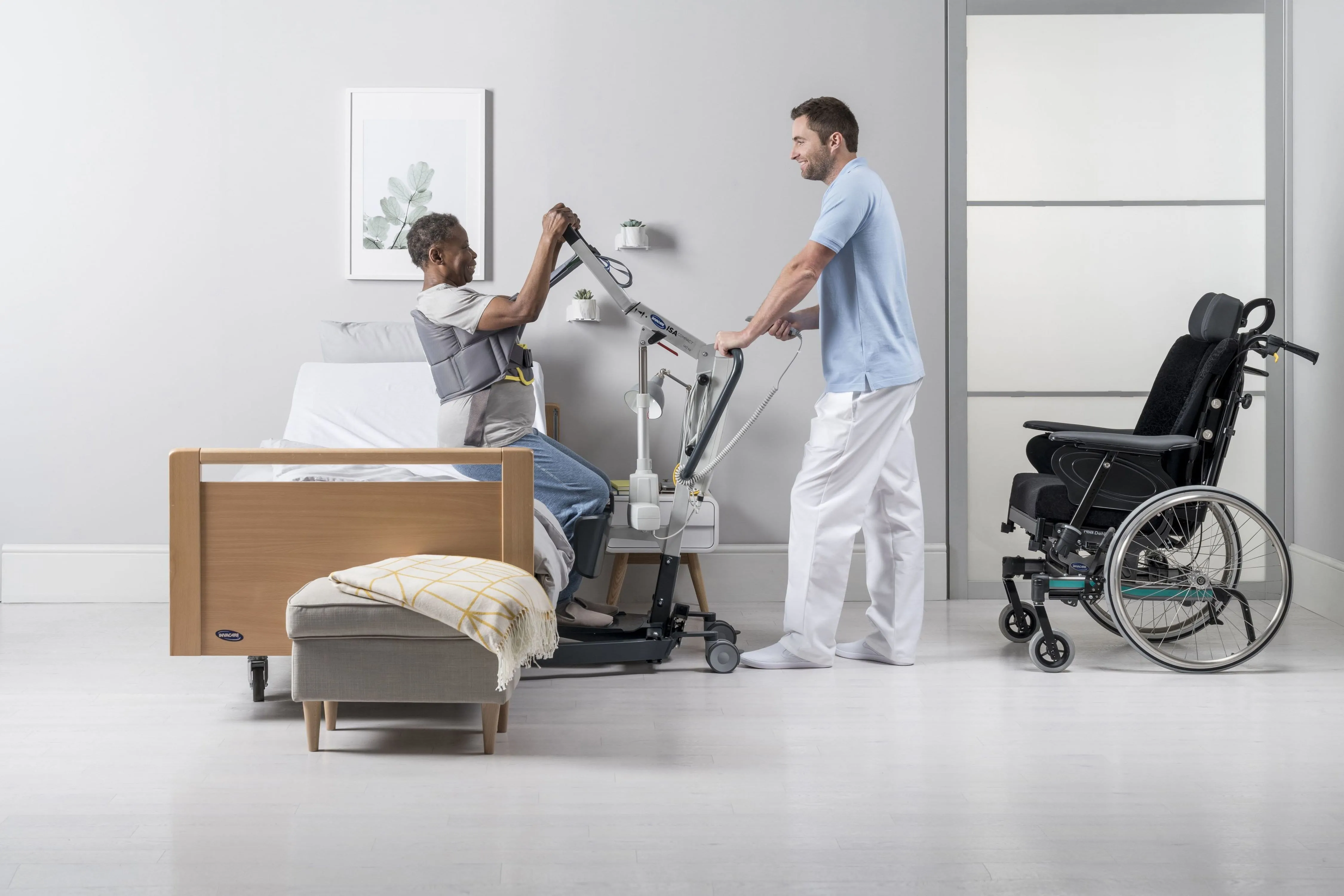 Invacare ISA Compact Electric Stand Assist (Sit-to-Stand) Patient Lift 350lb