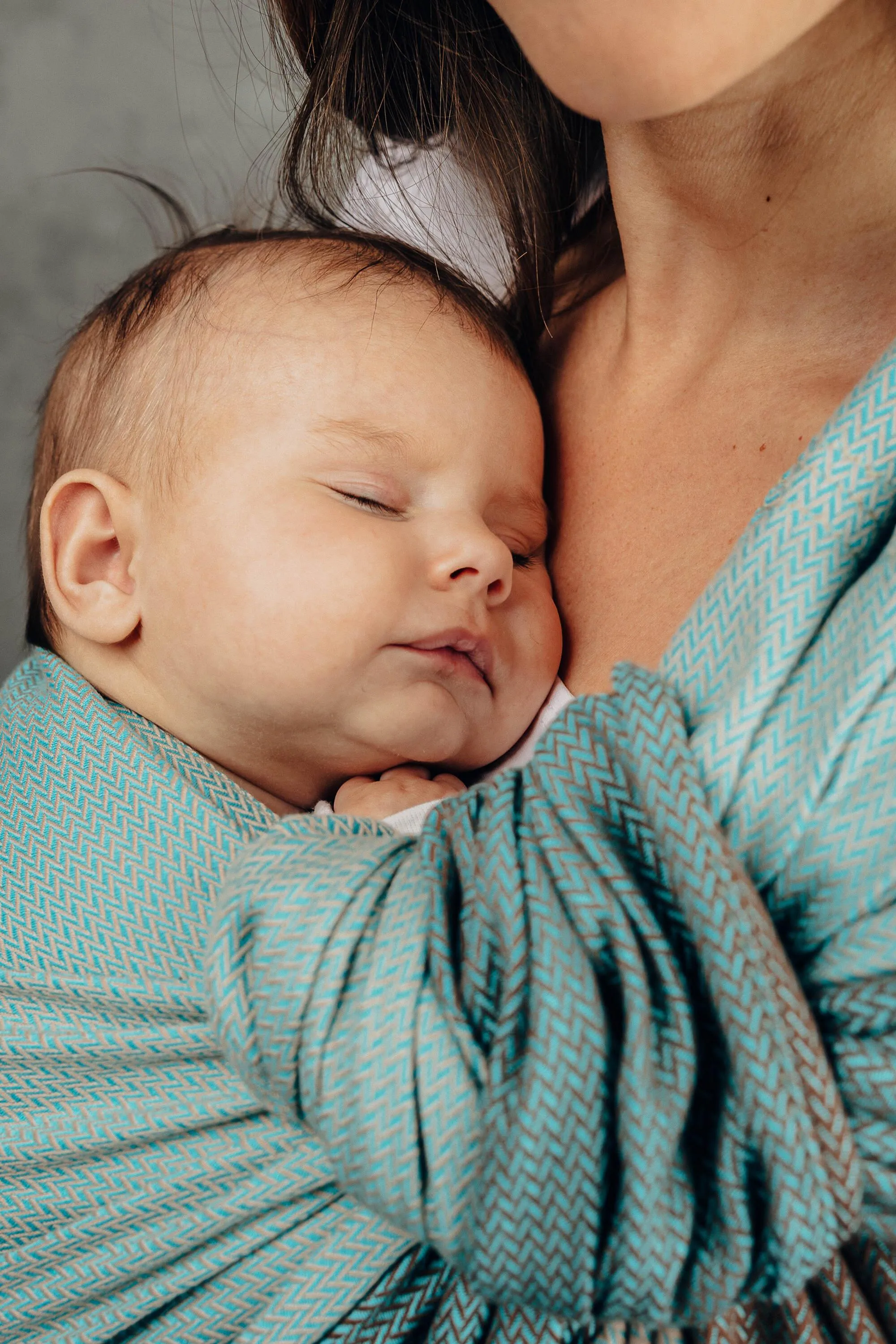 LennyLamb Ring Sling With Gathered Shoulder Little Herringbone Baby Mint