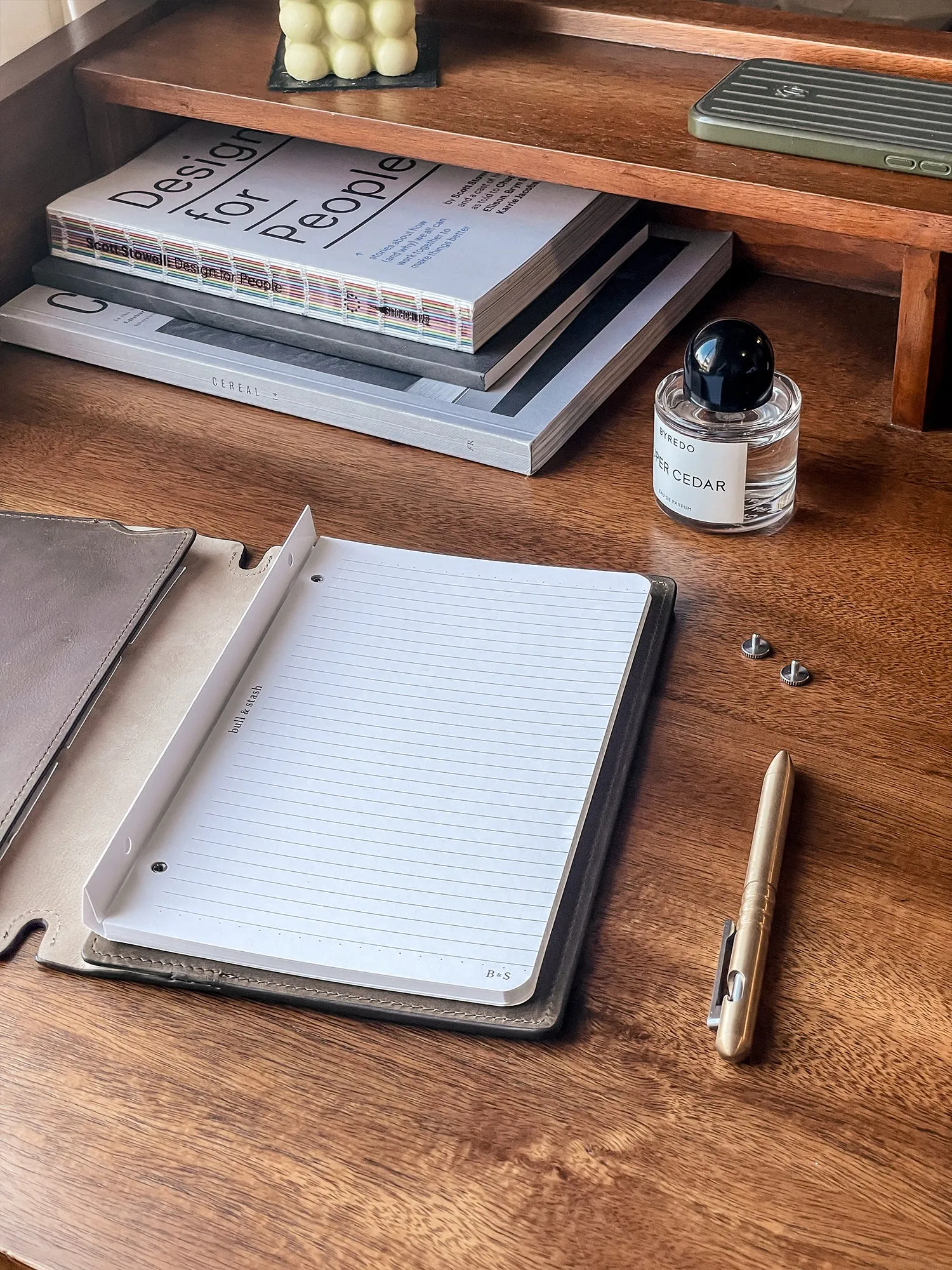 Leonard Notebook   20-Year Portfolio - 11" Tablet   20-Year Portfolio - 14" Laptop
