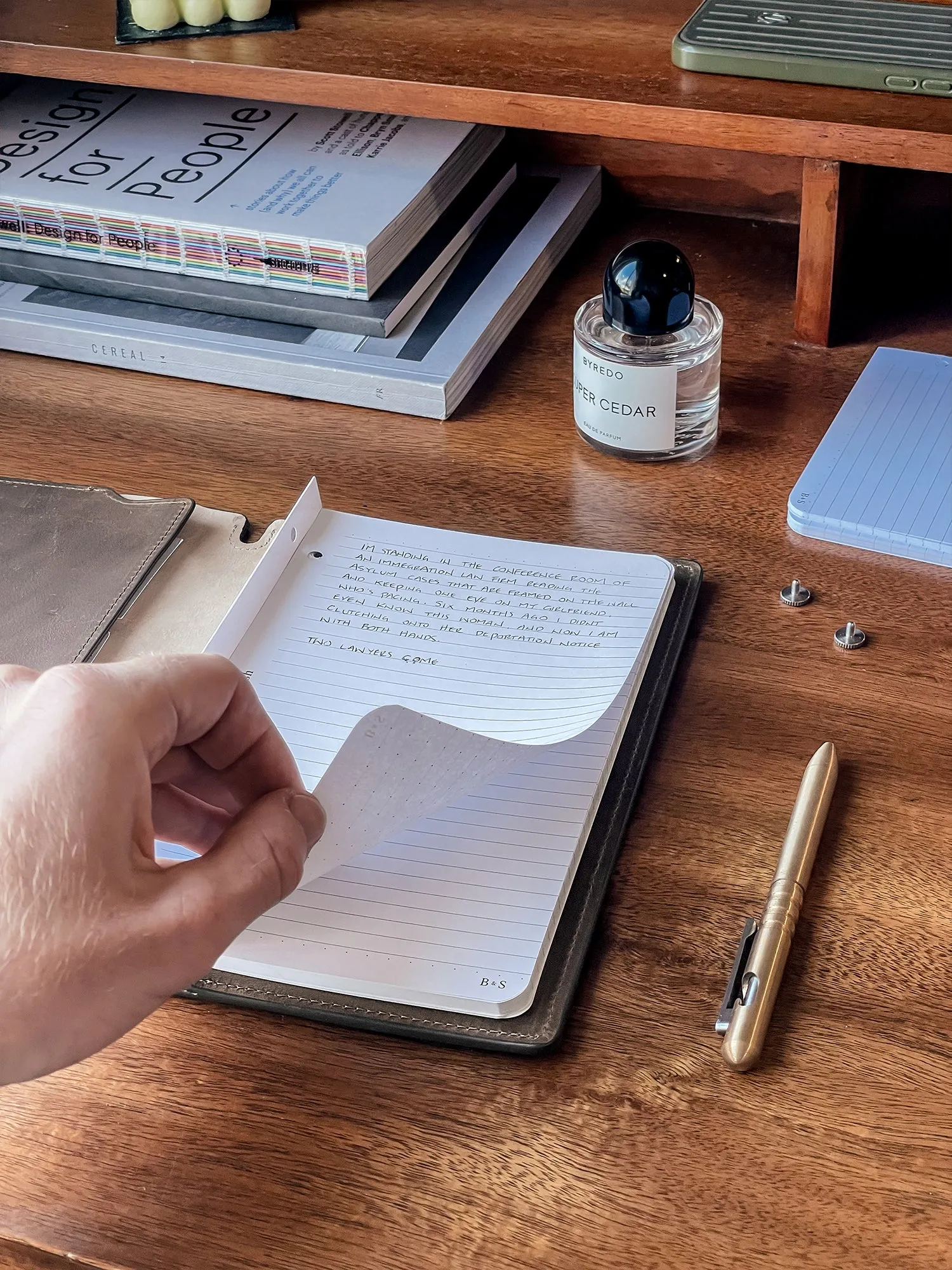 Leonard Notebook   20-Year Portfolio - 11" Tablet   20-Year Portfolio - 14" Laptop