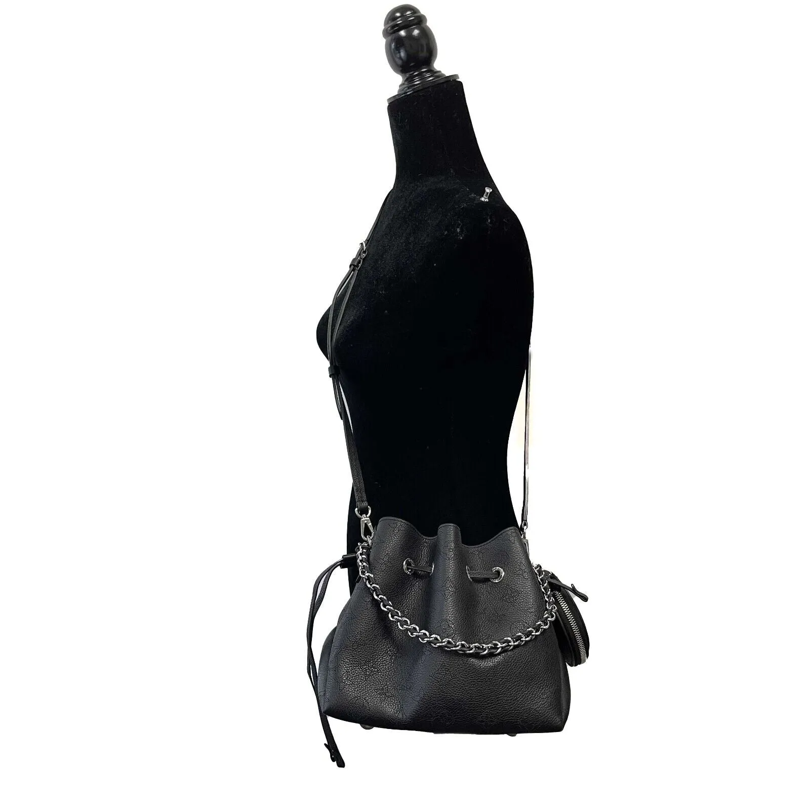 Louis Vuitton - Bella Mahina Noir - Black Leather W/ Pouch / Shoulder Strap