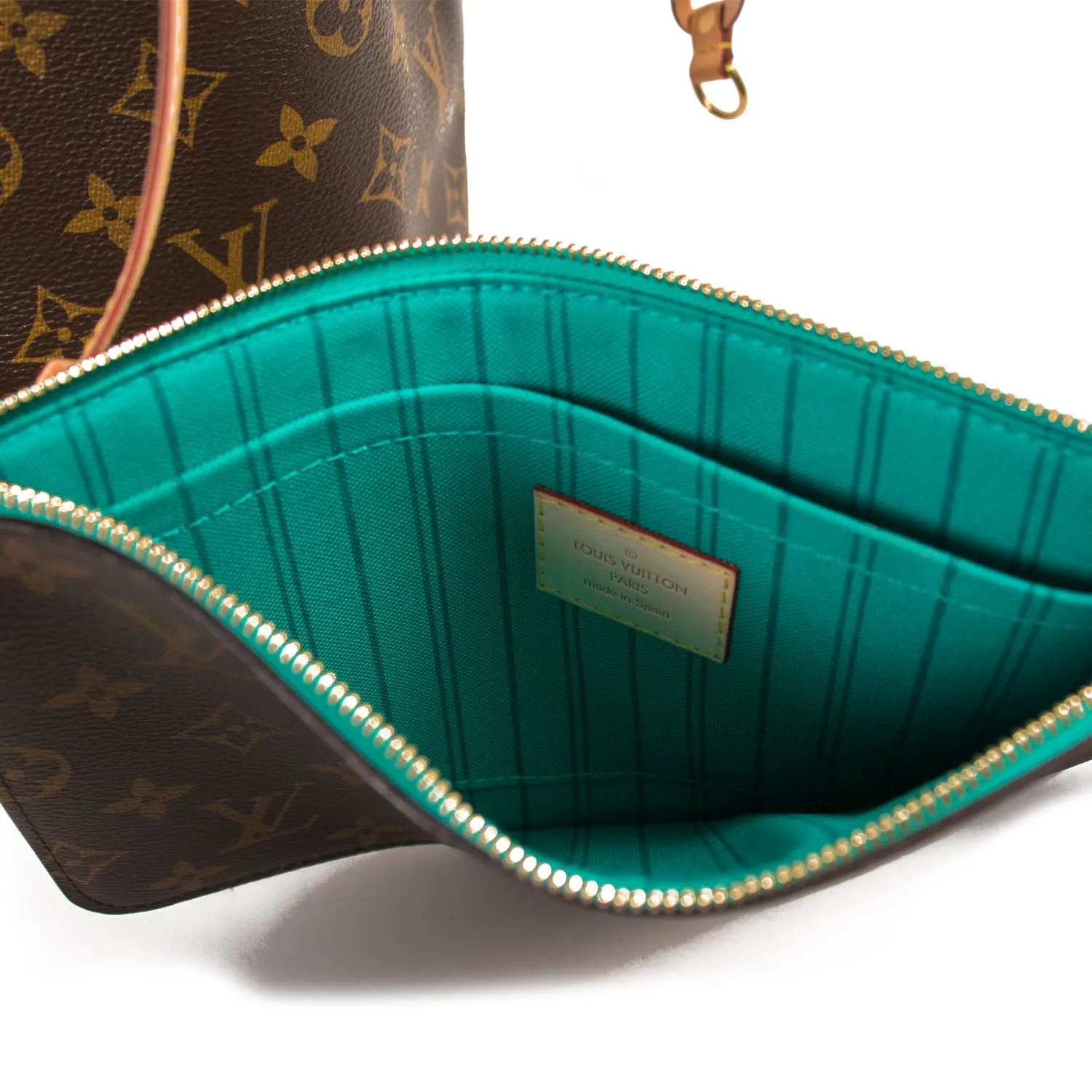 Louis Vuitton Monogram V Neverfull MM