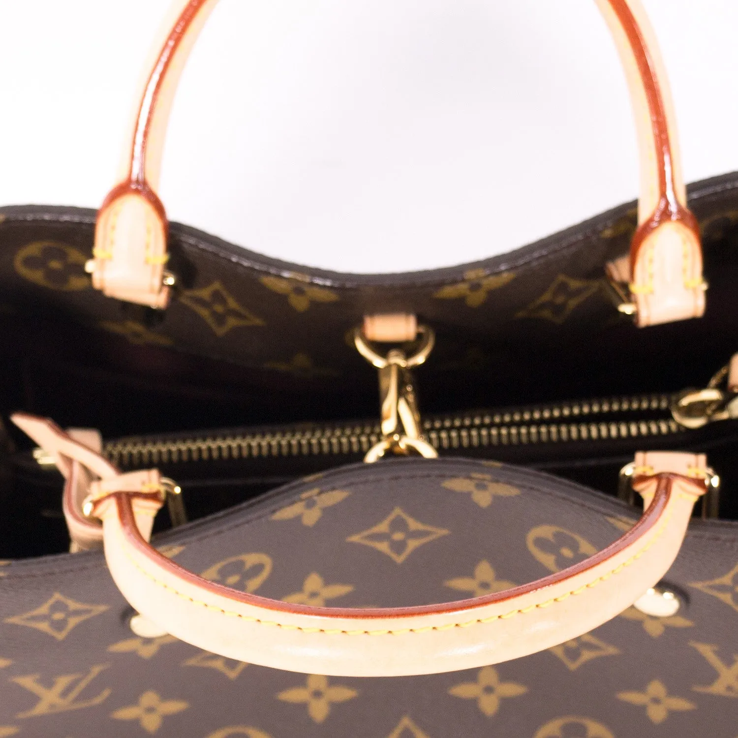 Louis Vuitton Montaigne BB