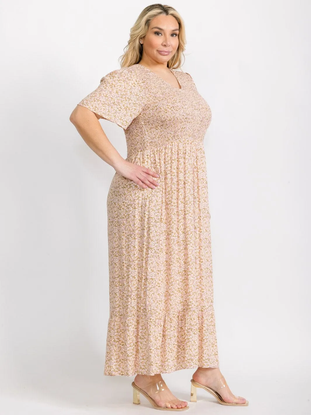 PLUS SIZE SHORT SLEEVES V-NECK SMOCK FRONT POCKETS FLORAL MAXI DRESS