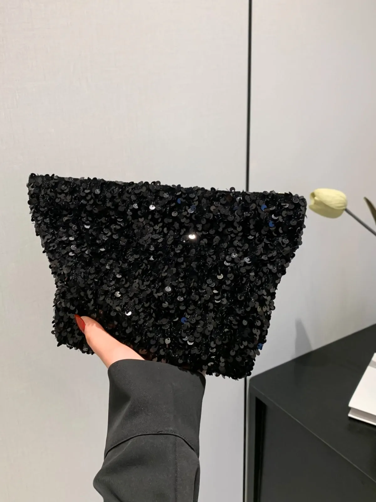 Stylish Sequin clutch bag black with Zipper