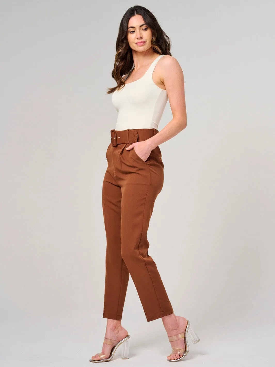 WOMEN'S BUTTON CLOSURE FRONT POCKETS BELTED WIDE LEG PANTS