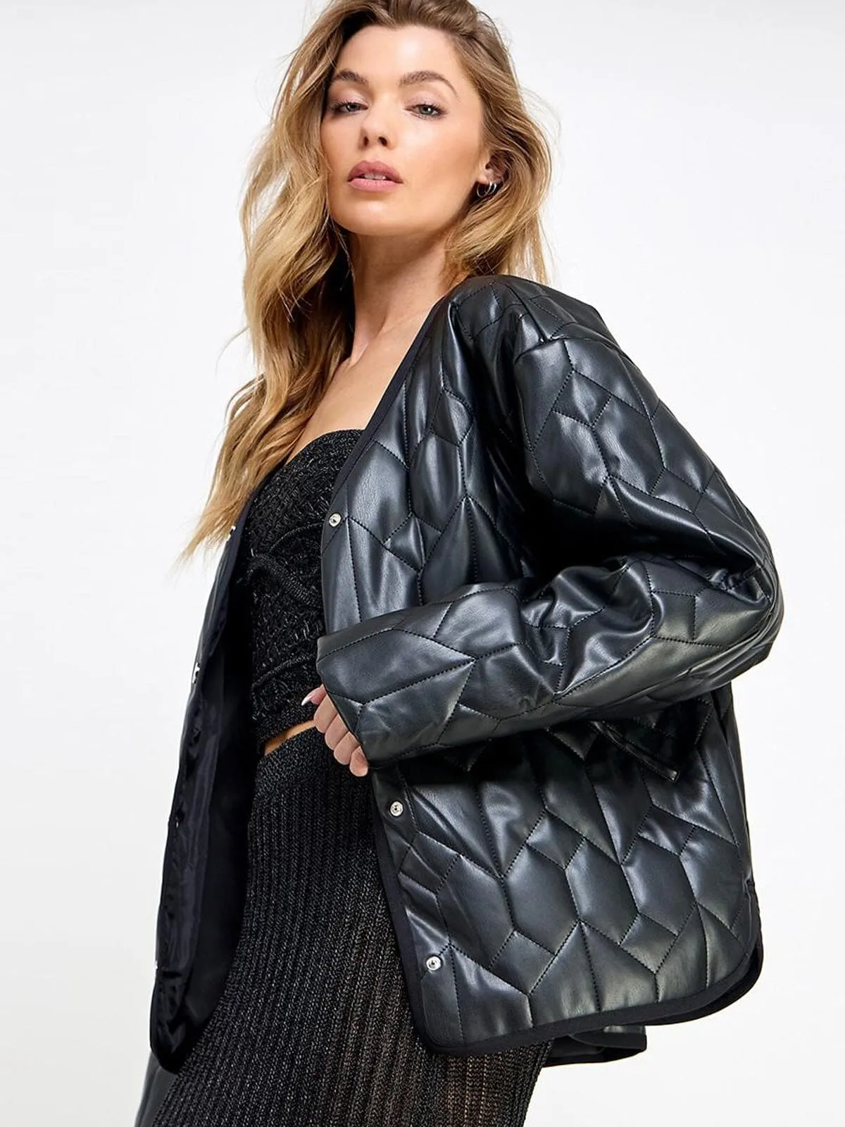 WOMEN'S LONG SLEEVE BUTTON CLOSURE POCKETS QUILTED PU JACKET